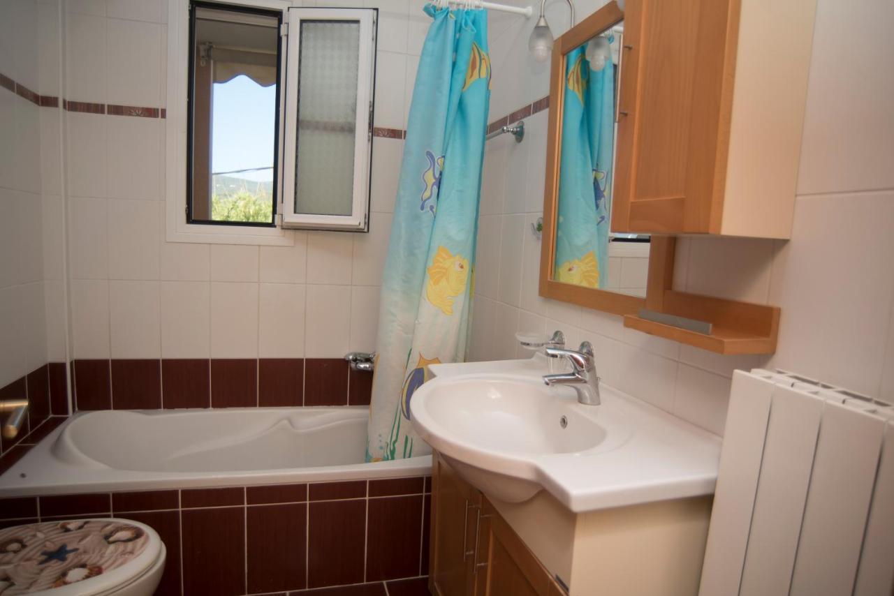 Victoria'S House In Lefkada City Apartment Bagian luar foto