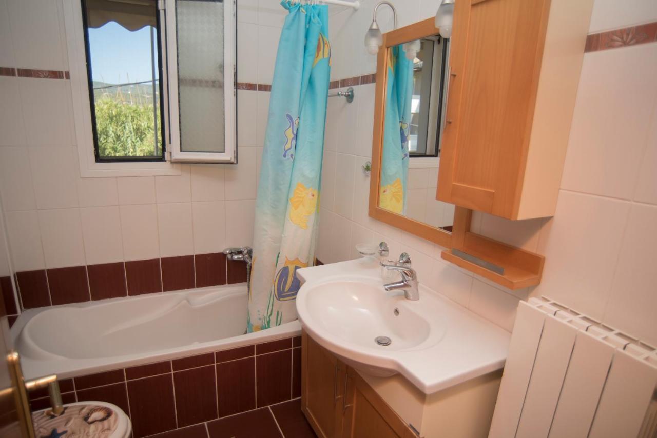 Victoria'S House In Lefkada City Apartment Bagian luar foto